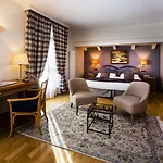 Paradise & Wellness 4*