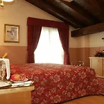 Paradise & Wellness Hotel
