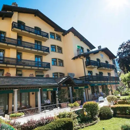 Paradise & Wellness Hotel 4*