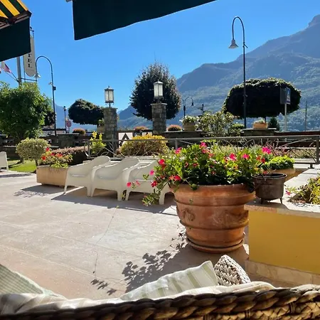 Paradise & Wellness Отель