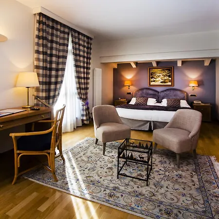 Paradise Hotel&wellness 4*