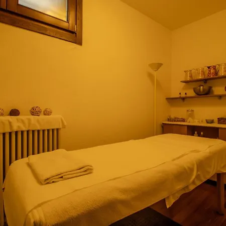 Paradise & Wellness Отель