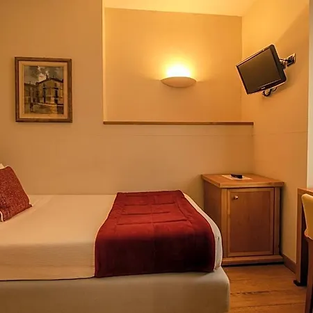 Paradise & Wellness 4*