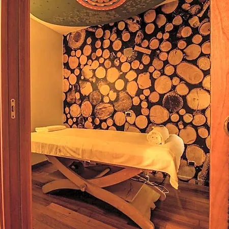 Paradise & Wellness ホテル