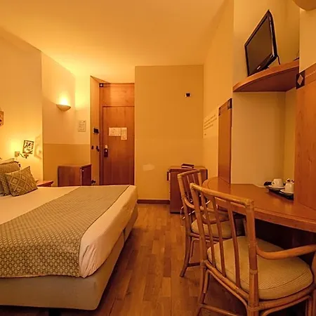 Paradise & Wellness 4*