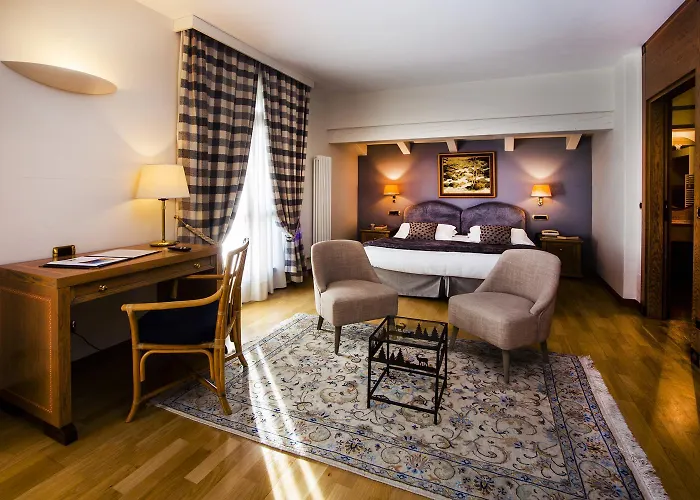 Paradise Hotel&wellness 4*