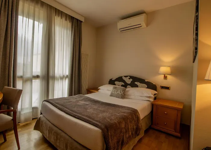 天堂酒店及疗养中心 酒店 4*