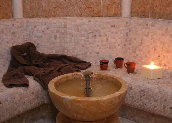 Paradise Hotel&wellness 4*